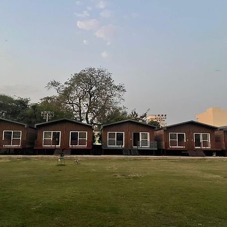 Vrindavan Greens Resort Udaipur Exteriör bild