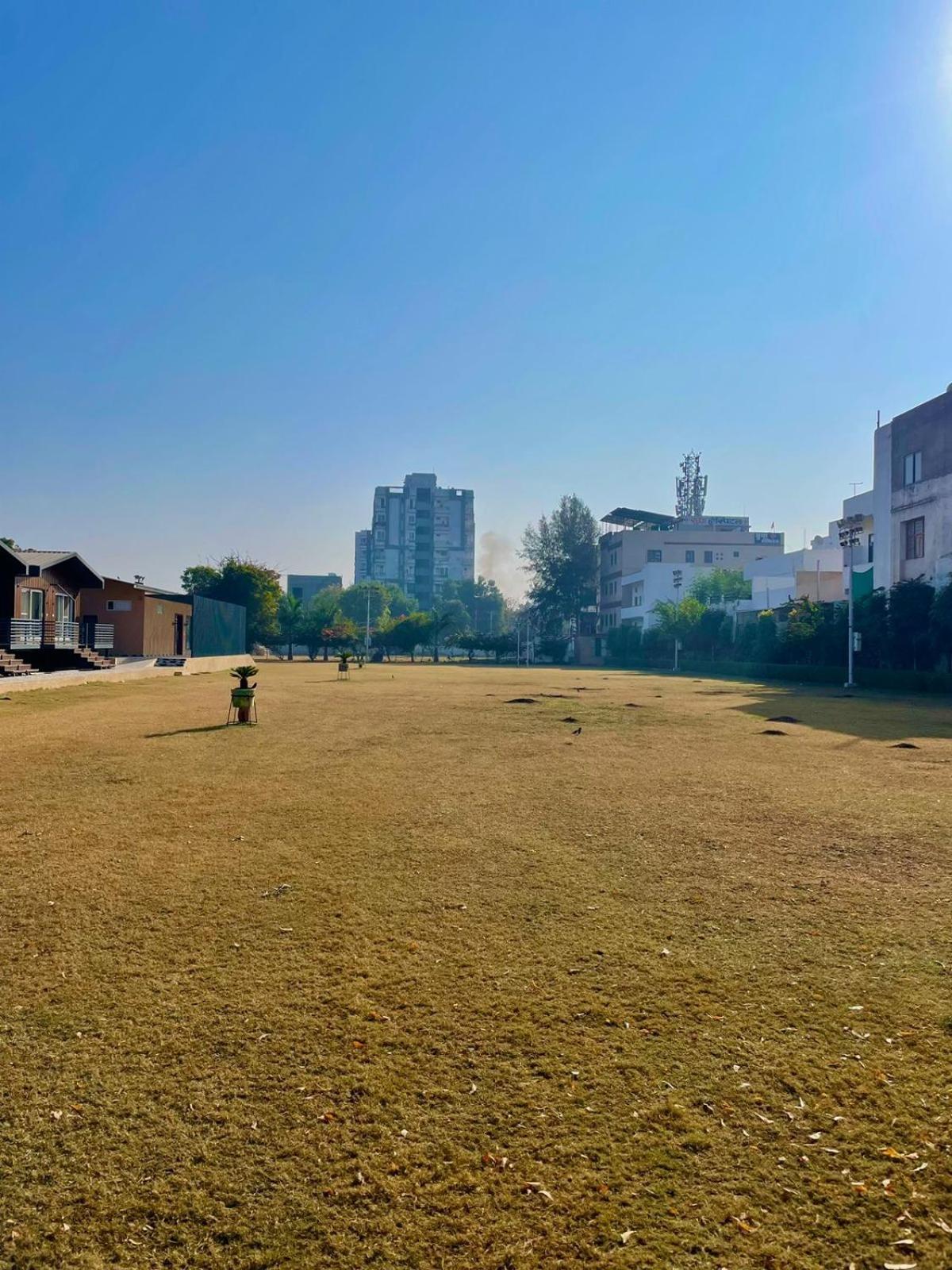 Vrindavan Greens Resort Udaipur Exteriör bild